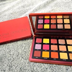 Natasha Denona Eyeshadow Palette